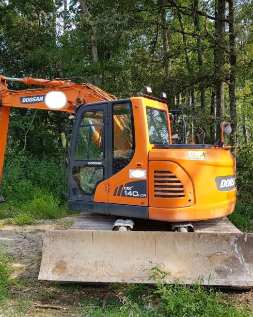 2014 DOOSAN DX 140LCR-3