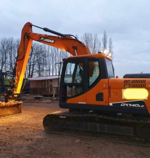 2014 DOOSAN DX 140LC